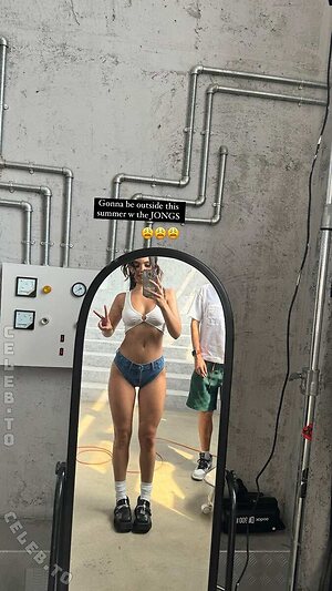 Meliskap_ Nude Leaked Photo #21