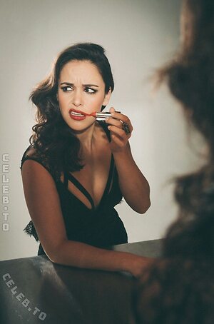 Melissa Fumero photo