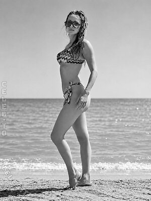 Melissa Naschenweng Nude Leaked Photo #23