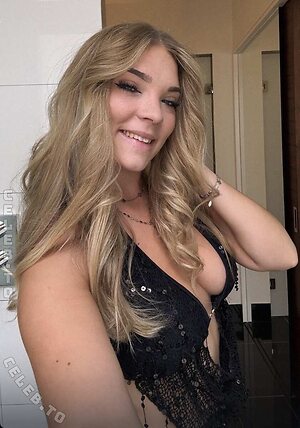 m_ellixx photo