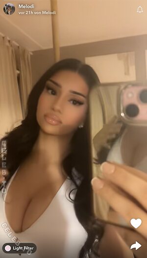 melodi.mzd Nude Leaked Photo #30