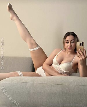 memally4 Nude Leaked Photo #37