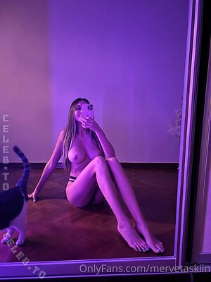 Merve Taskin Nude Leaked Photo #42