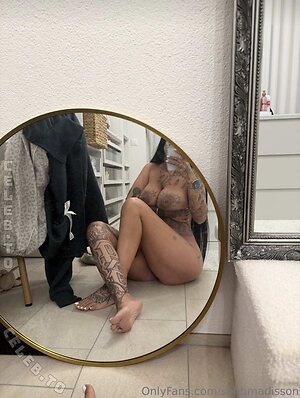 Mia Madisson photo