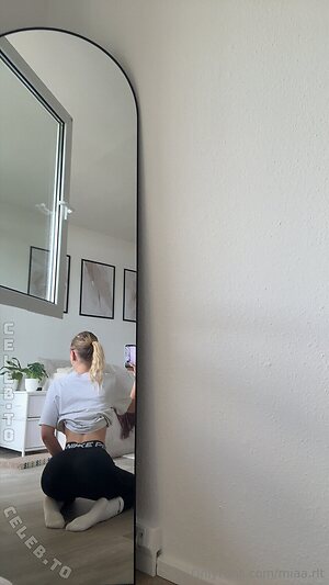 Miaa.rlt Nude Leaked Photo #8