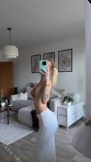 Miaa.rlt Nude Leaked Photo #10
