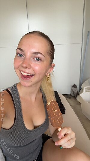 Miaa.rlt Nude Leaked Photo #31