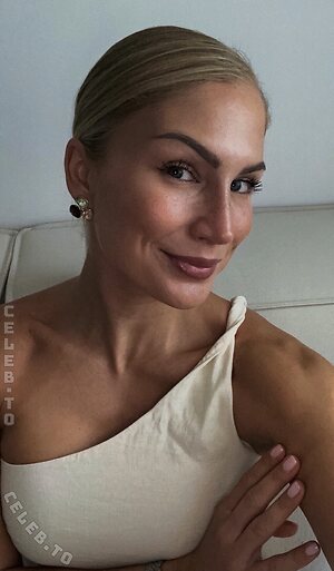 Michelle Czaja Nude Leaked Photo #100