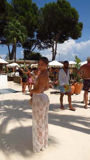 Michelle Hartmann Nude Leaked Photo #89