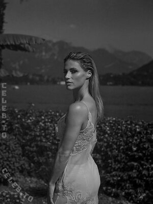 Michelle Hunziker Nude Leaked Photo #809