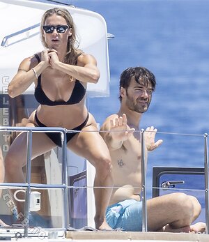 Michelle Hunziker Nude Leaked Photo #815