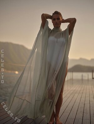 Michelle Hunziker Nude Leaked Photo #873