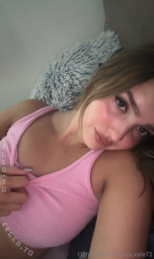 Michelle Reinwand Nude Leaked Photo #10