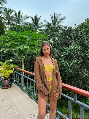 Mikaela Lafuente Nude Leaked Photo #489
