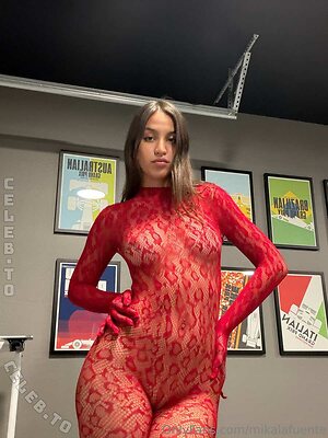 Mikaela Lafuente Nude Leaked Photo #998