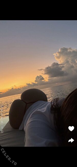 Mikaela Testa photo