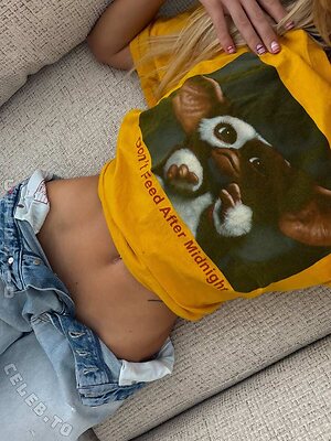 Mila Klein photo
