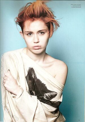 Miley Cyrus Nude Leaked Photo #523