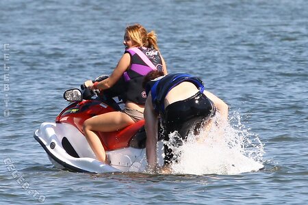 Miley Cyrus Nude Leaked Photo #677