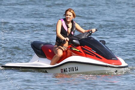 Miley Cyrus Nude Leaked Photo #688