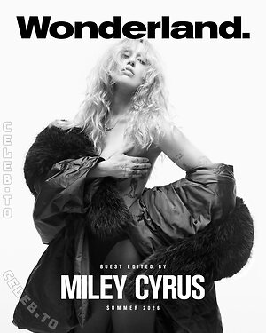 Miley Cyrus Nude Leaked Photo #756