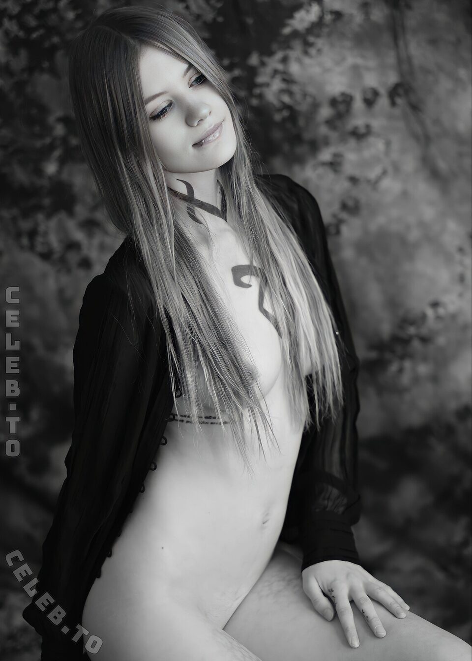 Mimi´s place Nude Leaked Photos