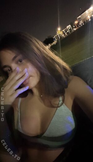 Minicaryn Nude Leaked Photo #19