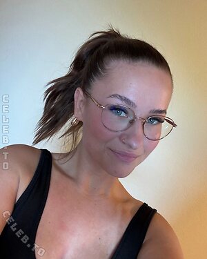 Mira Moon Nude Leaked Photo #23