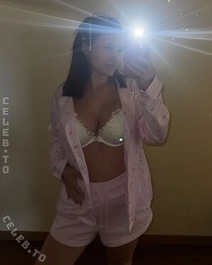Mira Moon Nude Leaked Photo #38