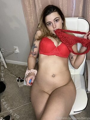 Missmercyy Nude Leaked Photo #24