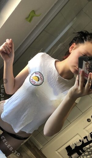 mrs_emmax Nude Leaked Photo #25