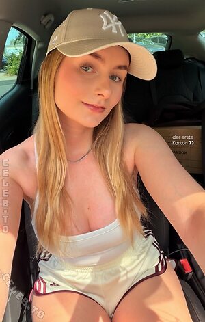 naadine.223 Nude Leaked Photo #16