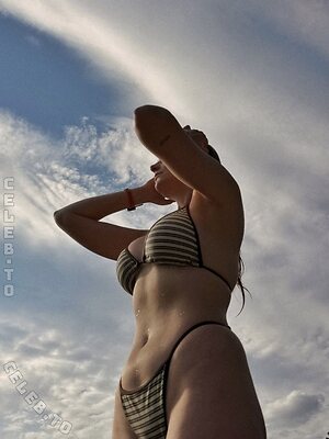 naadine.223 Nude Leaked Photo #61
