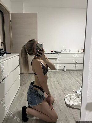 Nadine Engert-Weppert Nude Leaked Photo #8