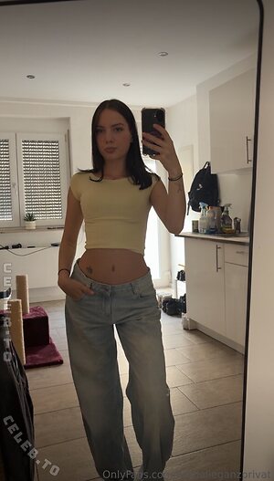 nathalieganzprivat Nude Leaked Photo #22