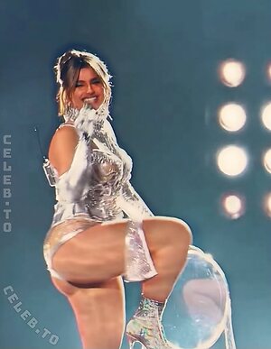 Nelly Furtado Nude Leaked Photo #11