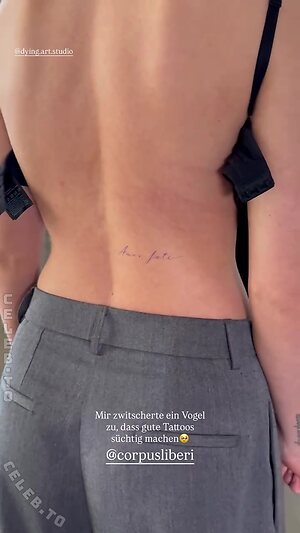 Nellyncy Nude Leaked Photo #9