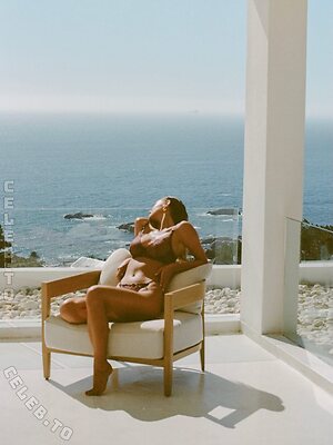 Nicola Cavanis Nude Leaked Photo #240