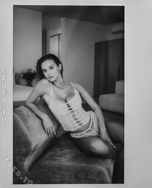 Nicola Cavanis Nude Leaked Photo #293