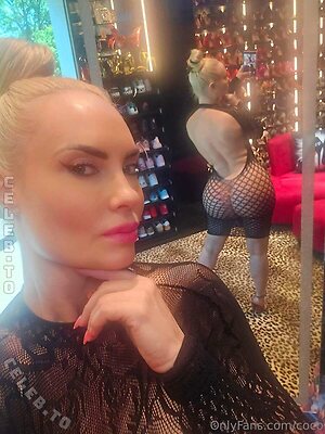 Nicole Coco Austin Nude Leaked Photo #59