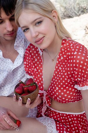 Nikoletta Queen Nude Leaked Photo #2239