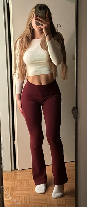 Noelle Puchinger Nude Leaked Photo #6