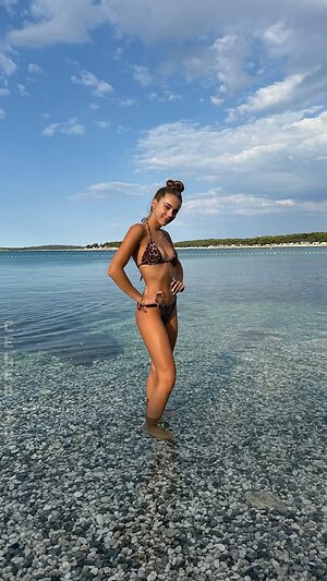 Noelle Puchinger Nude Leaked Photo #36