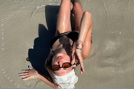 Noemi Peschel Nude Leaked Photo #23