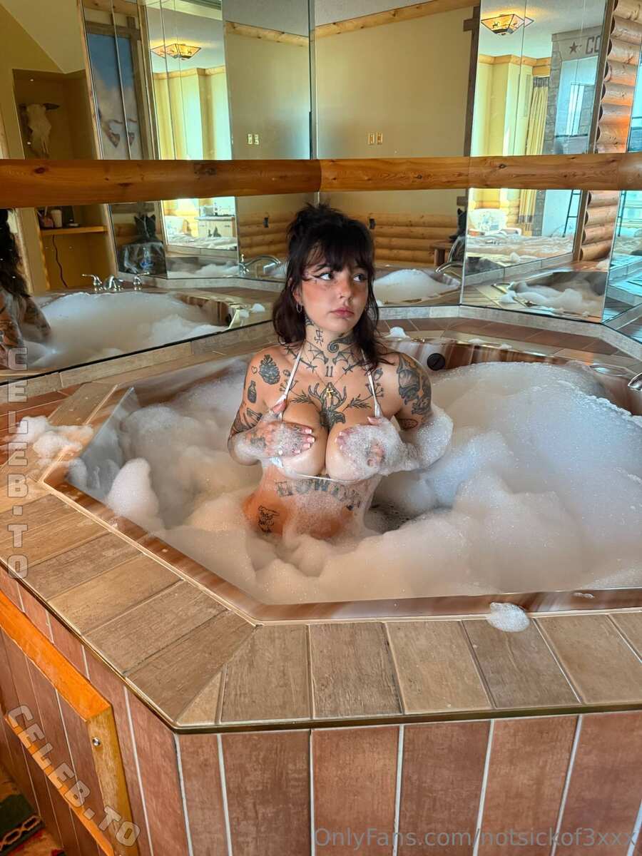 Notsick3 - Keaton Belle Nude Leaked Photos