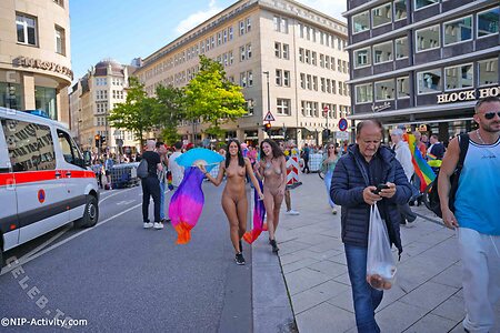 Nude in Public Nude Leaked Photo #1424