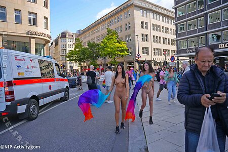 Nude in Public Nude Leaked Photo #1425
