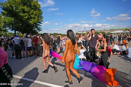 Nude in Public Nude Leaked Photo #1481