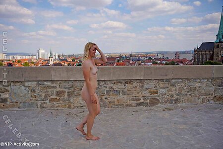 Nude in Public Nude Leaked Photo #1903