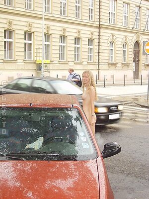 Nude in Public Nude Leaked Photo #1965
